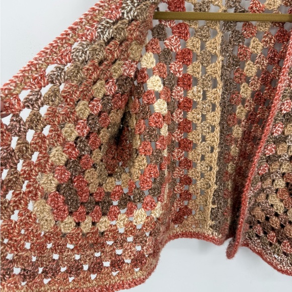 Handmade, granny, cottage, core Crochet Granny Square cardigan M/L - Picture 8 of 9